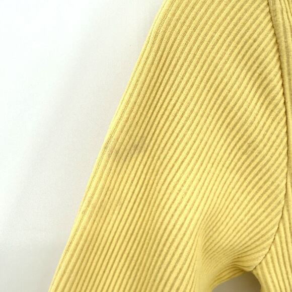 GARAGE Long Sleeve Ribbed Plunge Neck Crop Top Women’s Shirt Size Medium Butter - Picture 8 of 9